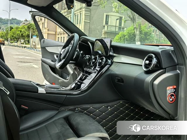 Mercedes-Benz Class C 2021 Белый из Китая, фото 2