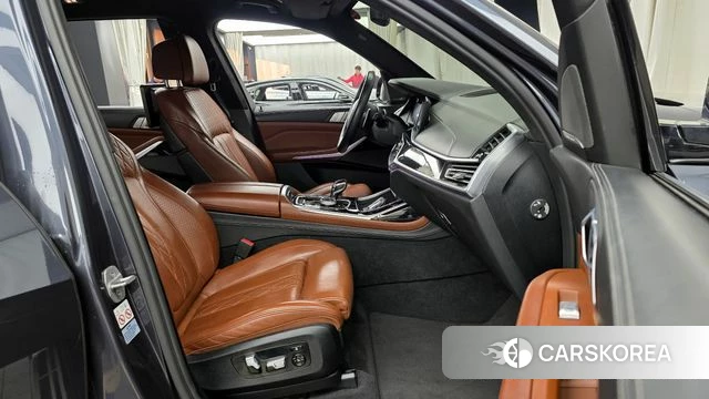 BMW X7 (G07) 2020 Серый из Кореи, фото 2