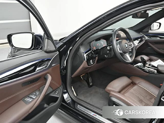 BMW 5 Series (G30) 2023 Синий из Кореи, фото 2