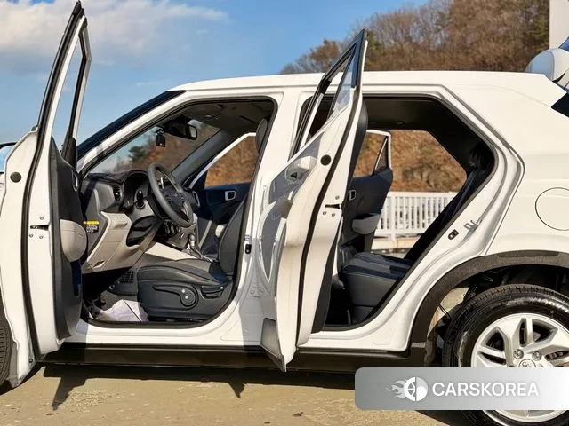 Hyundai Venue 2019 Белый из Кореи, фото 2