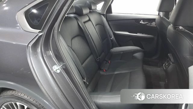 Kia The New K3 2nd generation 2023 Серый из Кореи, фото 2