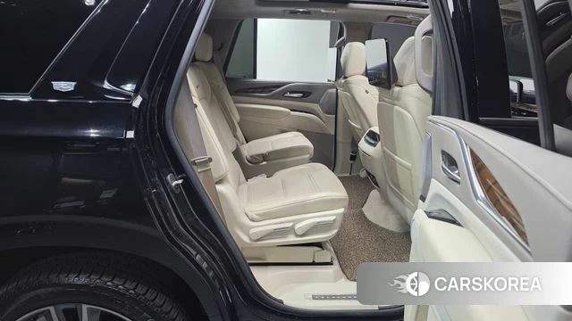 Cadillac Escalade 5th Generation 2022 Черный из Кореи, фото 2