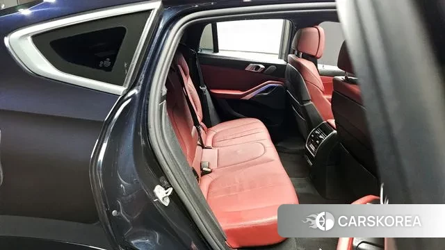 BMW X6 (G06) 2021 Черный из Кореи, фото 2