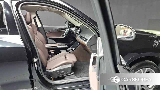 BMW X1 (U11) 2024 Черный из Кореи, фото 2