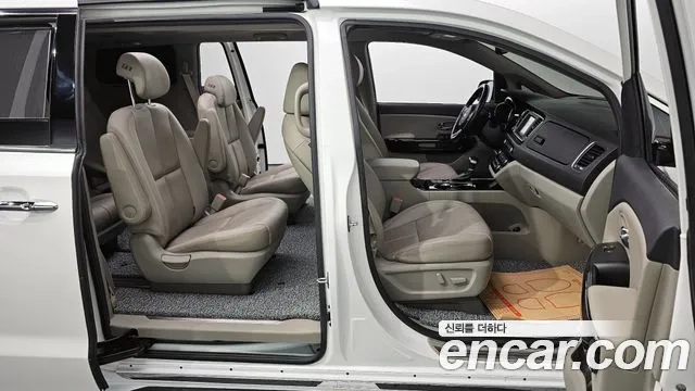 Kia The New Carnival 2019 Белый из Кореи, фото 2