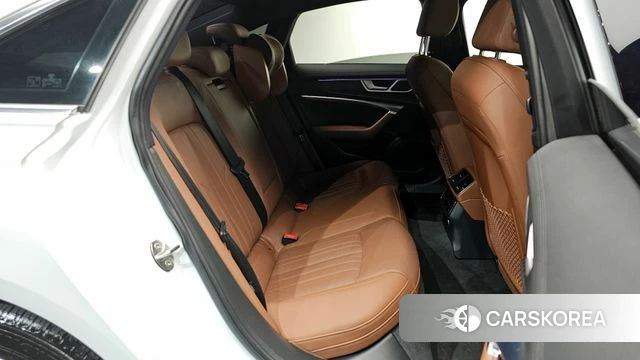 Audi A6 (C8) 2020 Белый из Кореи, фото 2