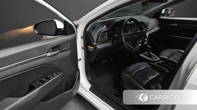 Hyundai The New Avante AD 2019 Белый из Кореи, фото 2