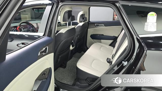 Kia Sportage 5th Generation Hybrid 2024 Черный из Кореи, фото 2