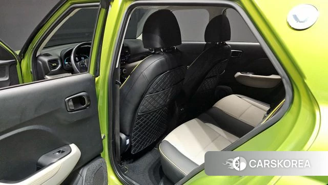 Hyundai Venue 2023 Светло-зеленый из Кореи, фото 2