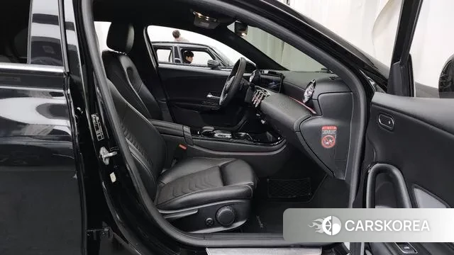 Mercedes-Benz A-Class W177 2019 Черный из Кореи, фото 2