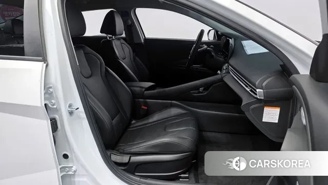 Hyundai The New Avante Hybrid (CN7) 2025 Белый из Кореи, фото 2