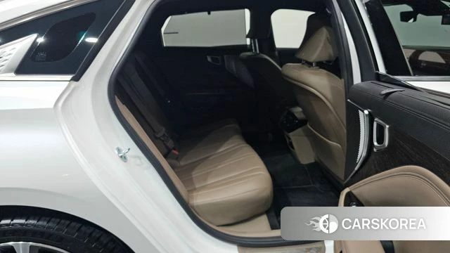 Kia K8 2022 Белый из Кореи, фото 2