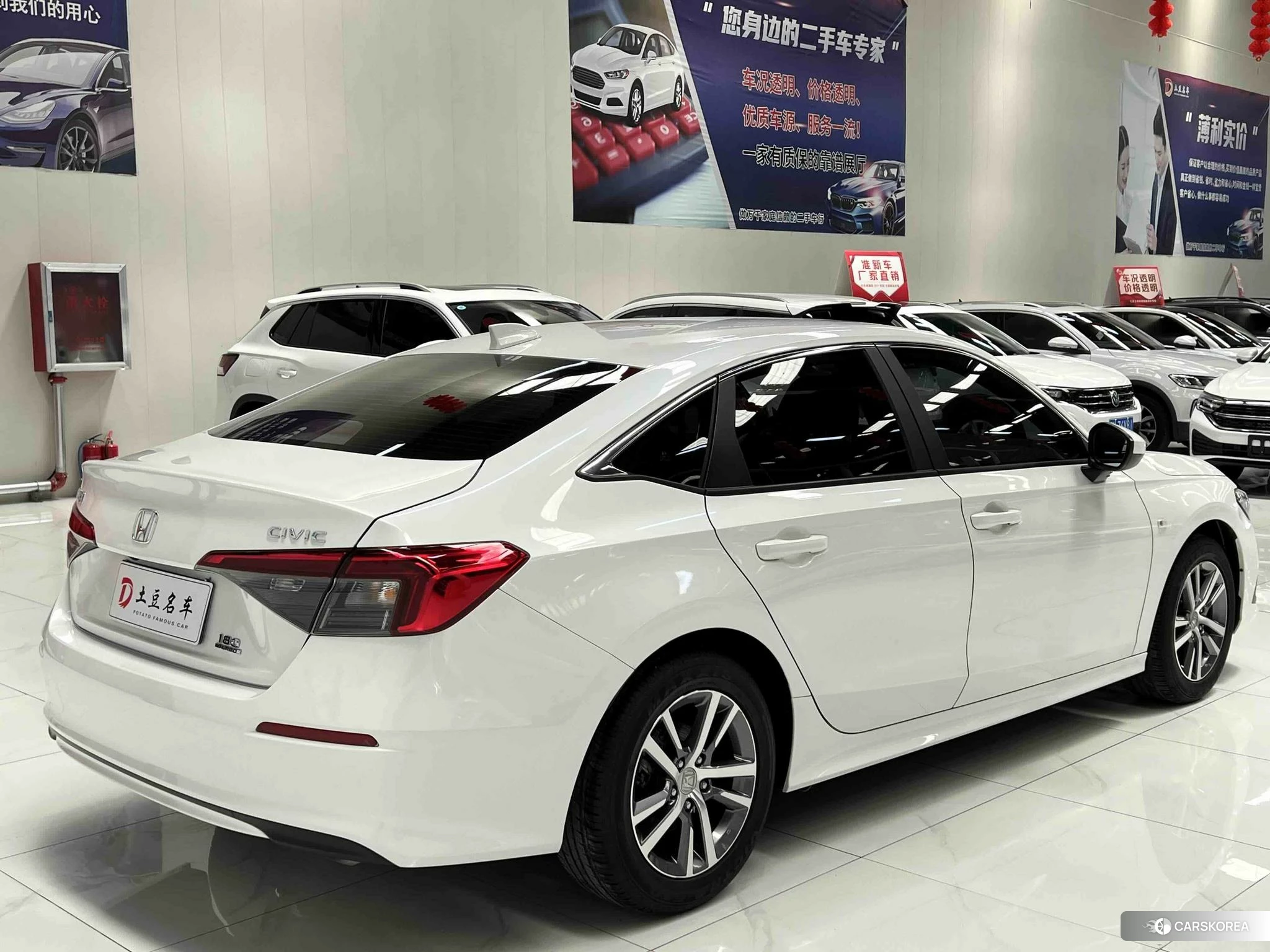 Honda Civic 2021 Белый из Китая, фото 2