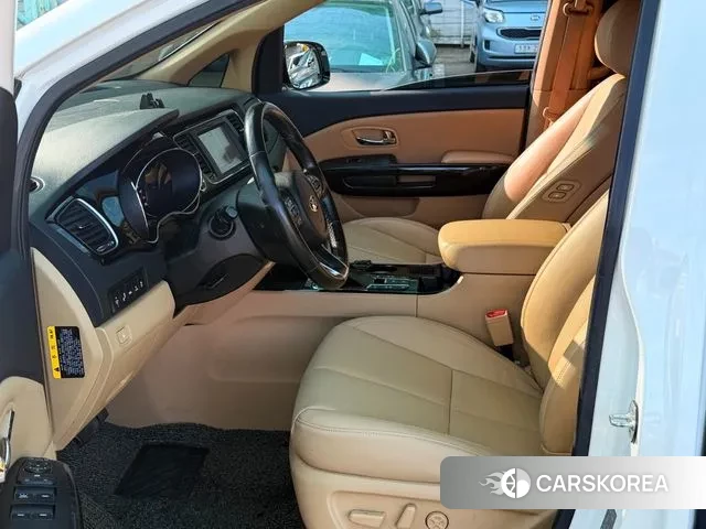 Kia The New Carnival 2019 Белый из Кореи, фото 2