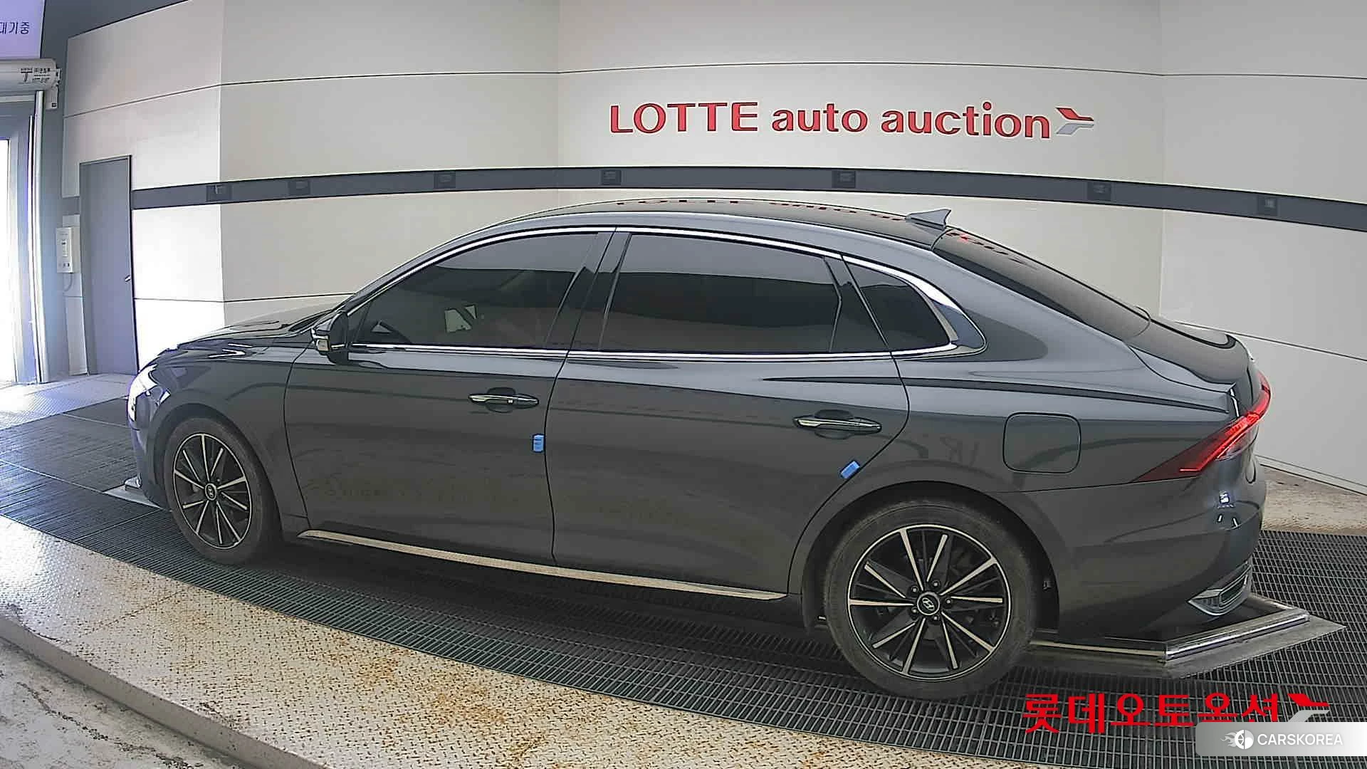Hyundai Grandeur 2022 Nocturne Grey Metallic из Кореи, фото 2