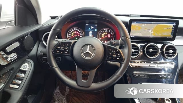 Mercedes-Benz C-Class W205 2019 Серебряный из Кореи, фото 2