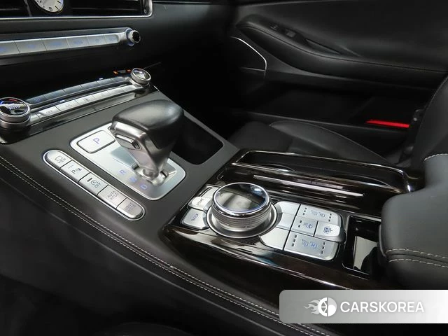 Genesis G90 2019 Черный из Кореи, фото 2