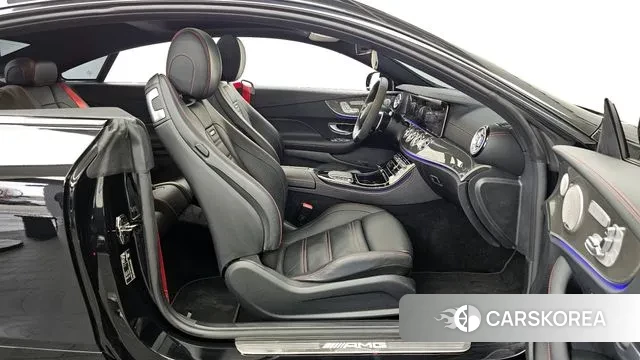 Mercedes-Benz E-Class W213 2023 Черный из Кореи, фото 2