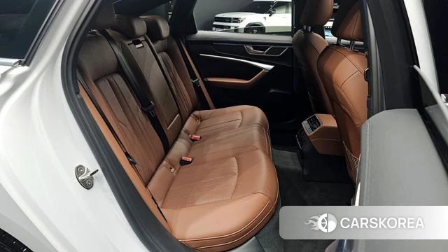Audi A6 (C8) 2022 Белый из Кореи, фото 2