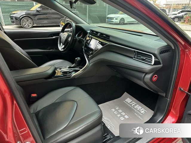 Toyota Camry 2019 Красный из Китая, фото 2