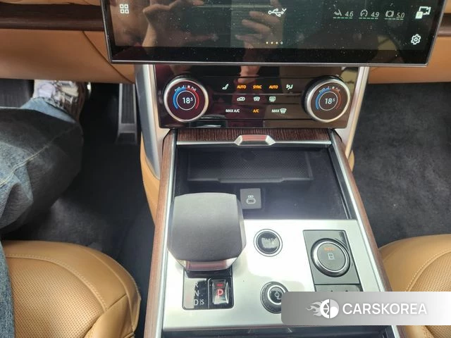 Land Rover Range Rover 5th Generation 2023 Песочный из Кореи, фото 2