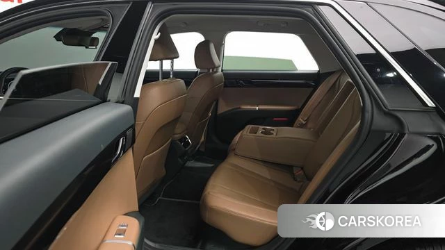 Hyundai Grandeur Hybrid (GN7) 2023 Черный из Кореи, фото 2