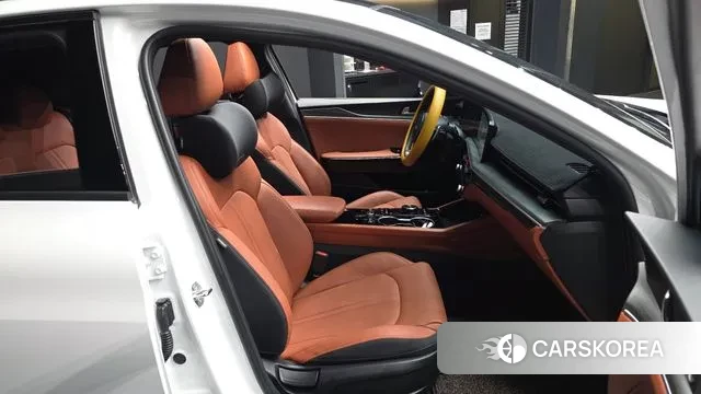 Kia The New K5 3rd generation 2024 Белый из Кореи, фото 2