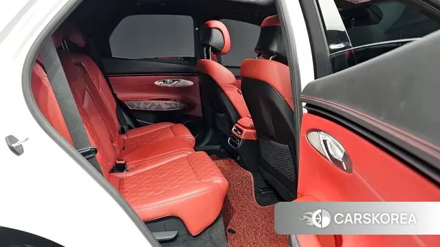 Genesis GV70 2021 Белый из Кореи, фото 2