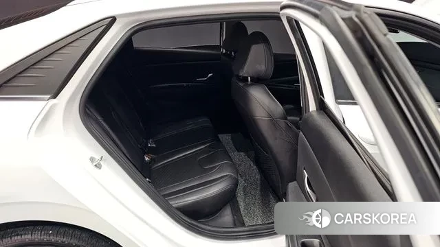 Hyundai Avante (CN7) 2021 Белый из Кореи, фото 2