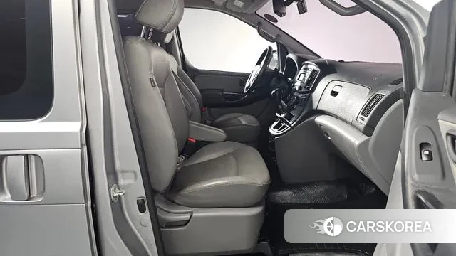 Hyundai The New Grand Starex 2018 Серебряный из Кореи, фото 2