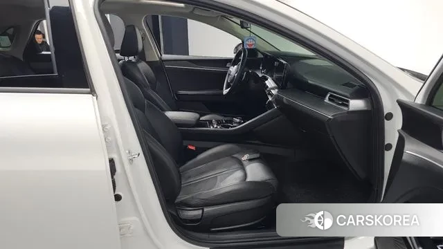 Kia K5 3rd generation 2020 Белый из Кореи, фото 2