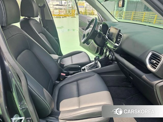 Hyundai Venue 2021 Белый из Кореи, фото 2