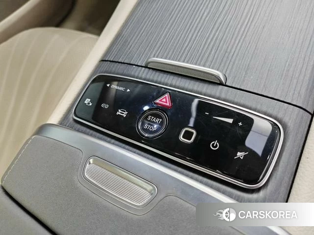 Mercedes-Benz EQS 2023 Серебристо-серый из Китая, фото 2