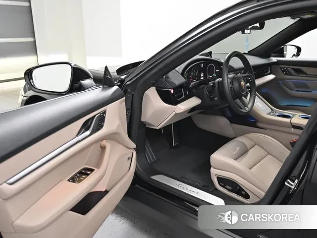 Porsche Taycan 2024 Черный из Кореи, фото 2