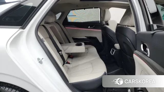 Kia The New K5 Hybrid 3rd generation 2024 Белый из Кореи, фото 2