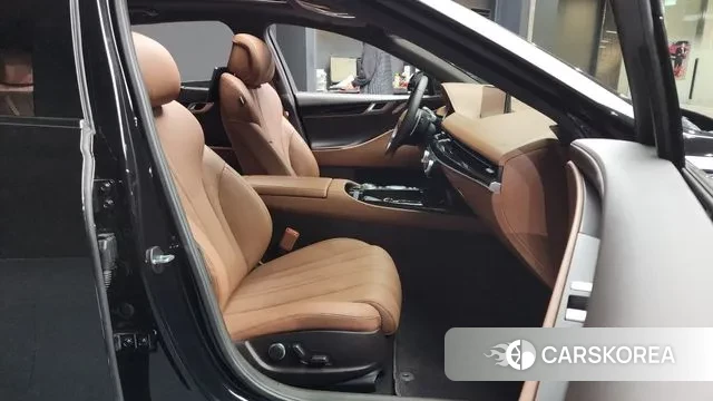 Genesis G80 (RG3) 2021 Черный из Кореи, фото 2
