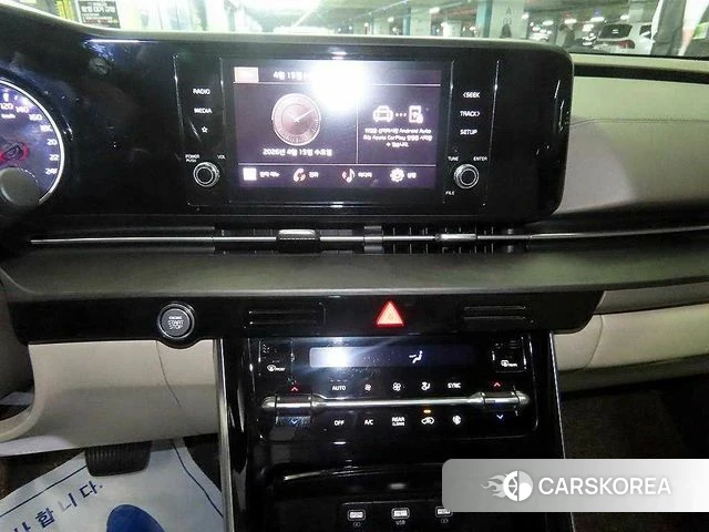 Kia Carnival 4th generation 2022 Белый из Кореи, фото 2