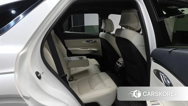 Genesis Electrified GV70 2022 Белый из Кореи, фото 2