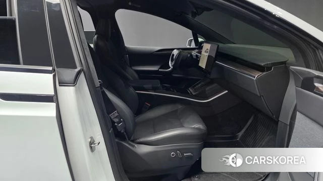 Tesla Model X 2023 Белый из Кореи, фото 2