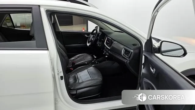 Kia Stonic 2020 Белый из Кореи, фото 2