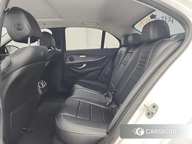 Mercedes-Benz E-Class W213 2020 Белый из Кореи, фото 2