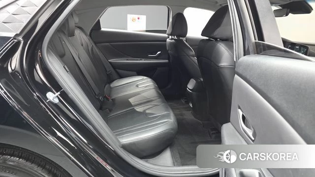 Hyundai The New Avante (CN7) 2023 Черный из Кореи, фото 2