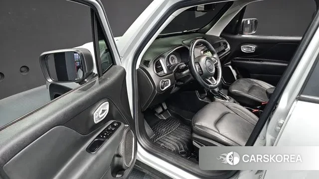 Jeep Renegade id 2902553 из Кореи 2