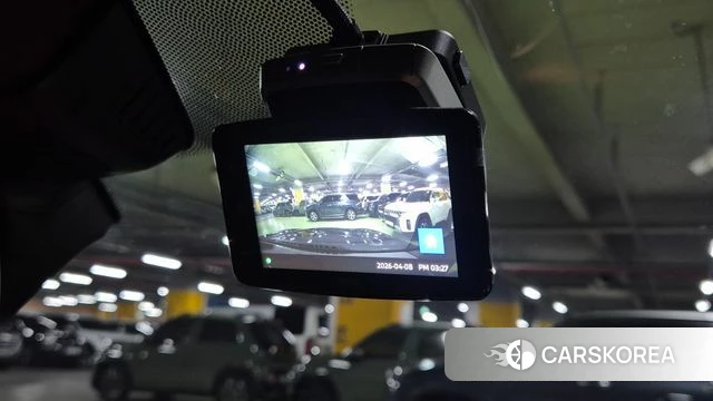 BMW 5 Series (G60) 2023 Черный из Кореи, фото 2