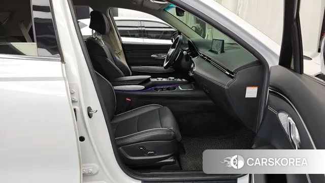 Genesis Electrified GV70 2024 Белый из Кореи, фото 2