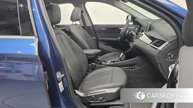 BMW X1 (F48) 2022 Синий из Кореи, фото 2