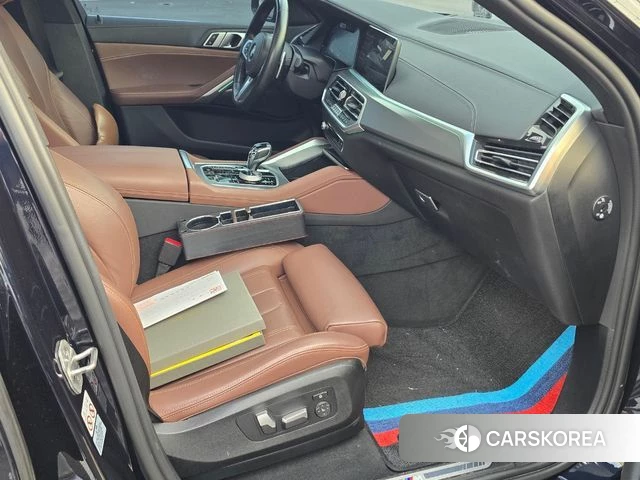 BMW X6 (G06) 2022 Черный из Кореи, фото 2