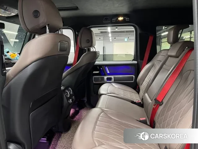 Mercedes-Benz G-Class W463b 2023 Темно-зеленый из Кореи, фото 2