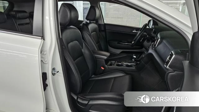 Kia Sportage 4th Generation 2018 Белый из Кореи, фото 2