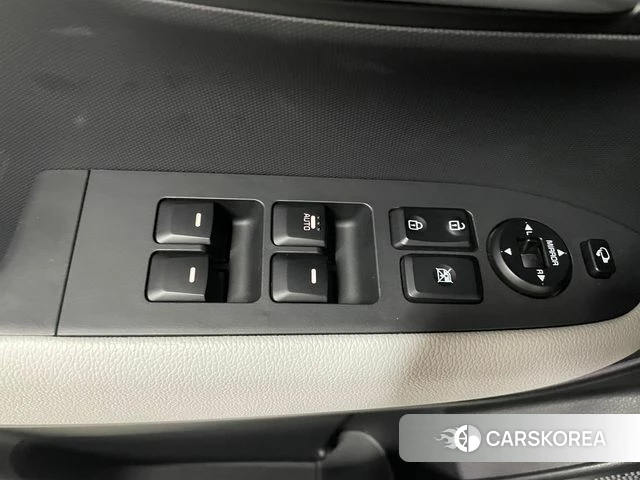 Kia The New Kia Ray 2023 Белый из Кореи, фото 2